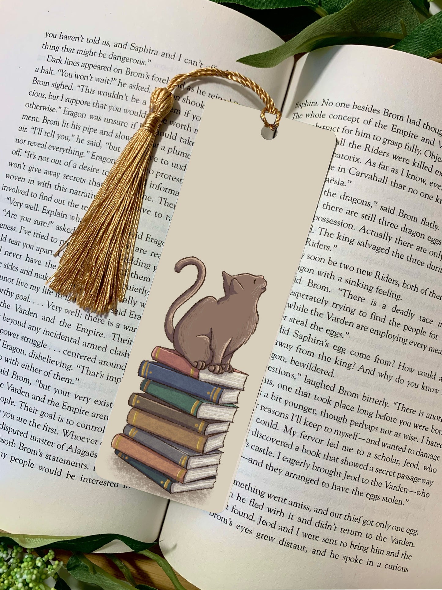 Kitty Book Stack Bookmark