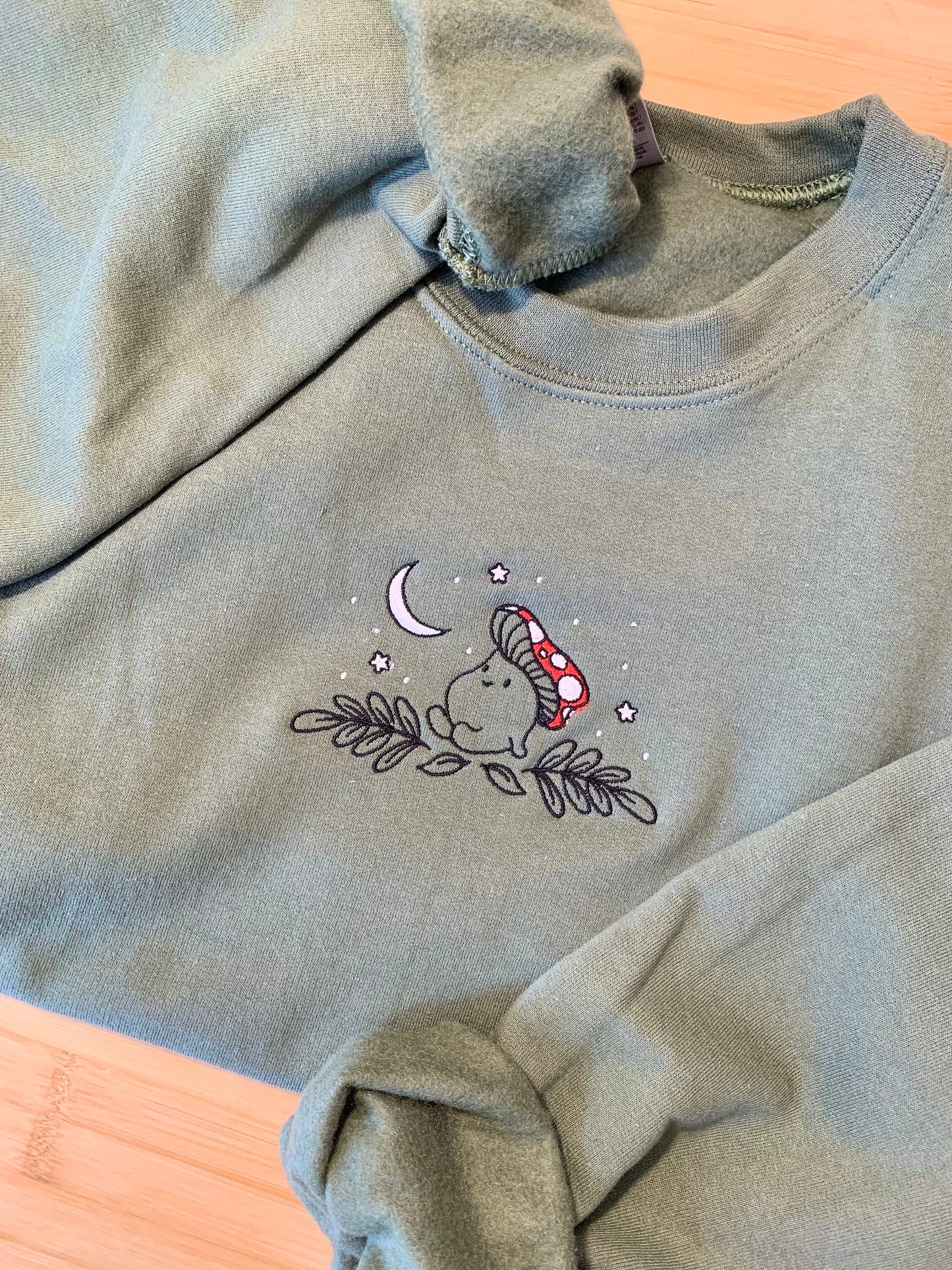 Stargazing Mushroom Embroidered Sweatshirt