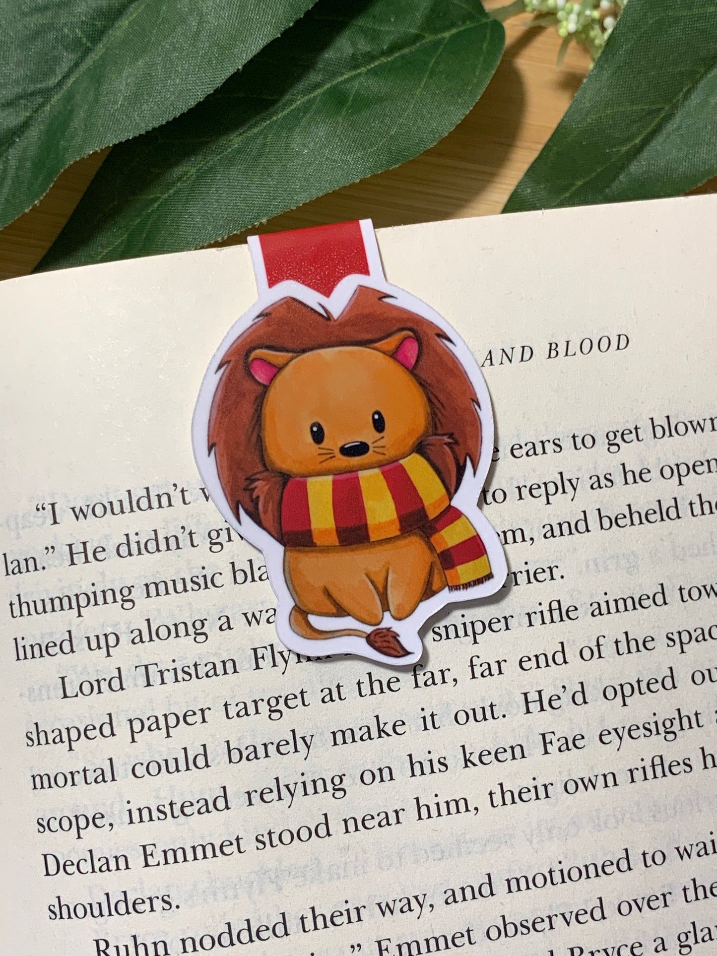 Scarfed Animals Magnetic Bookmark
